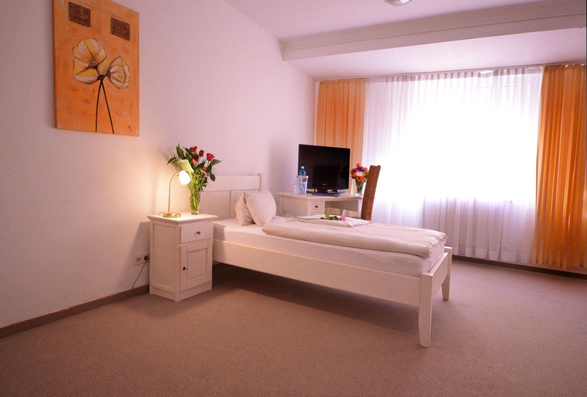 Alpha Hotel Garni Dietzenbach Εξωτερικό φωτογραφία