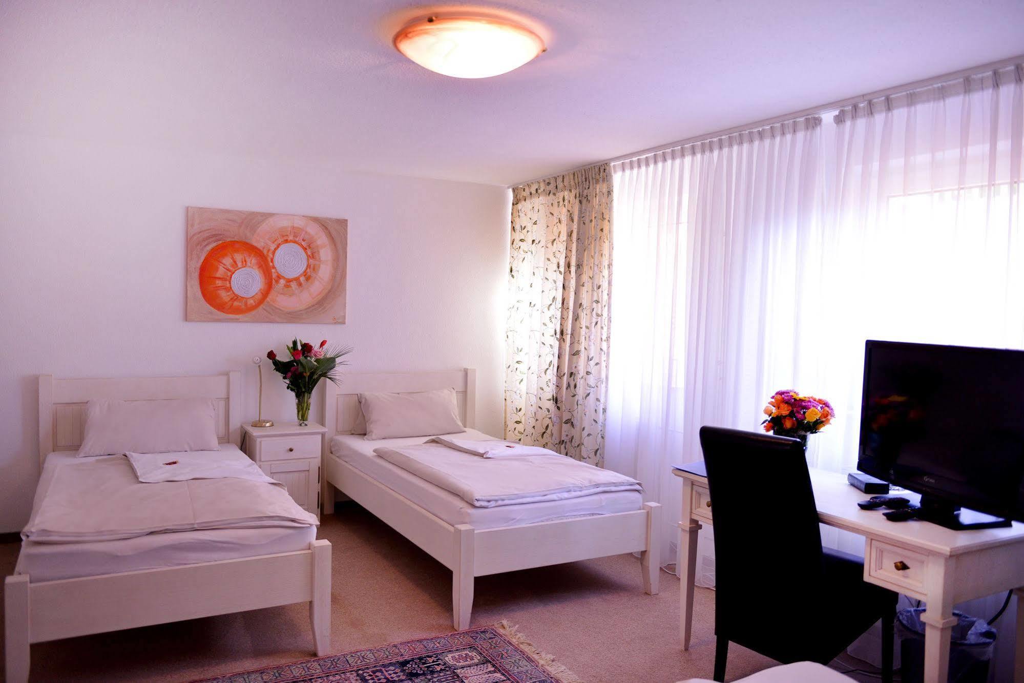 Alpha Hotel Garni Dietzenbach Εξωτερικό φωτογραφία